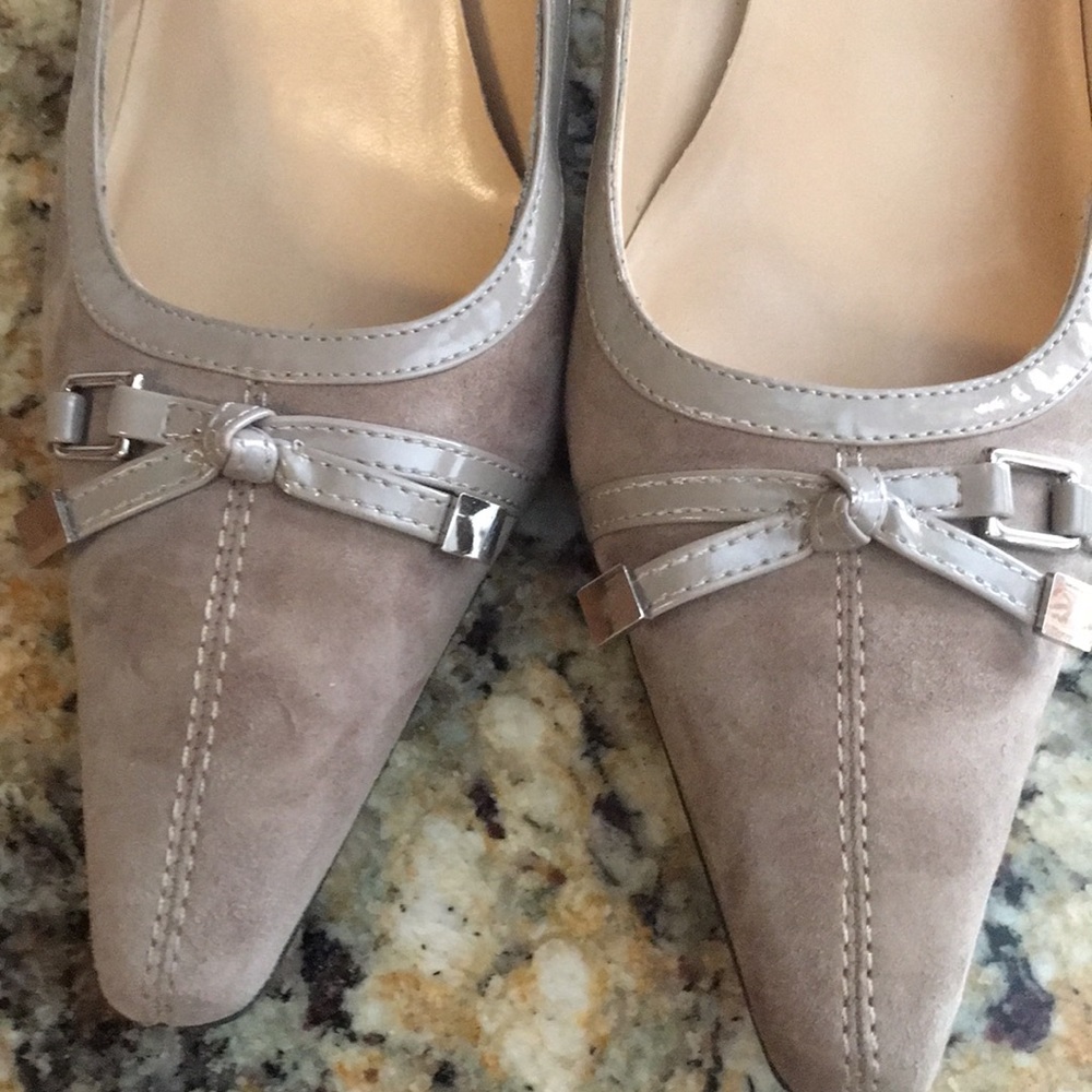 Shoes - Picture 5 of 5